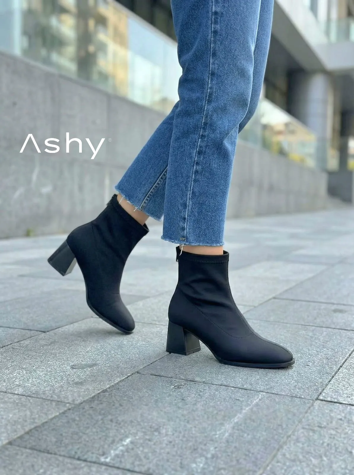 جزمة كعب متوسط