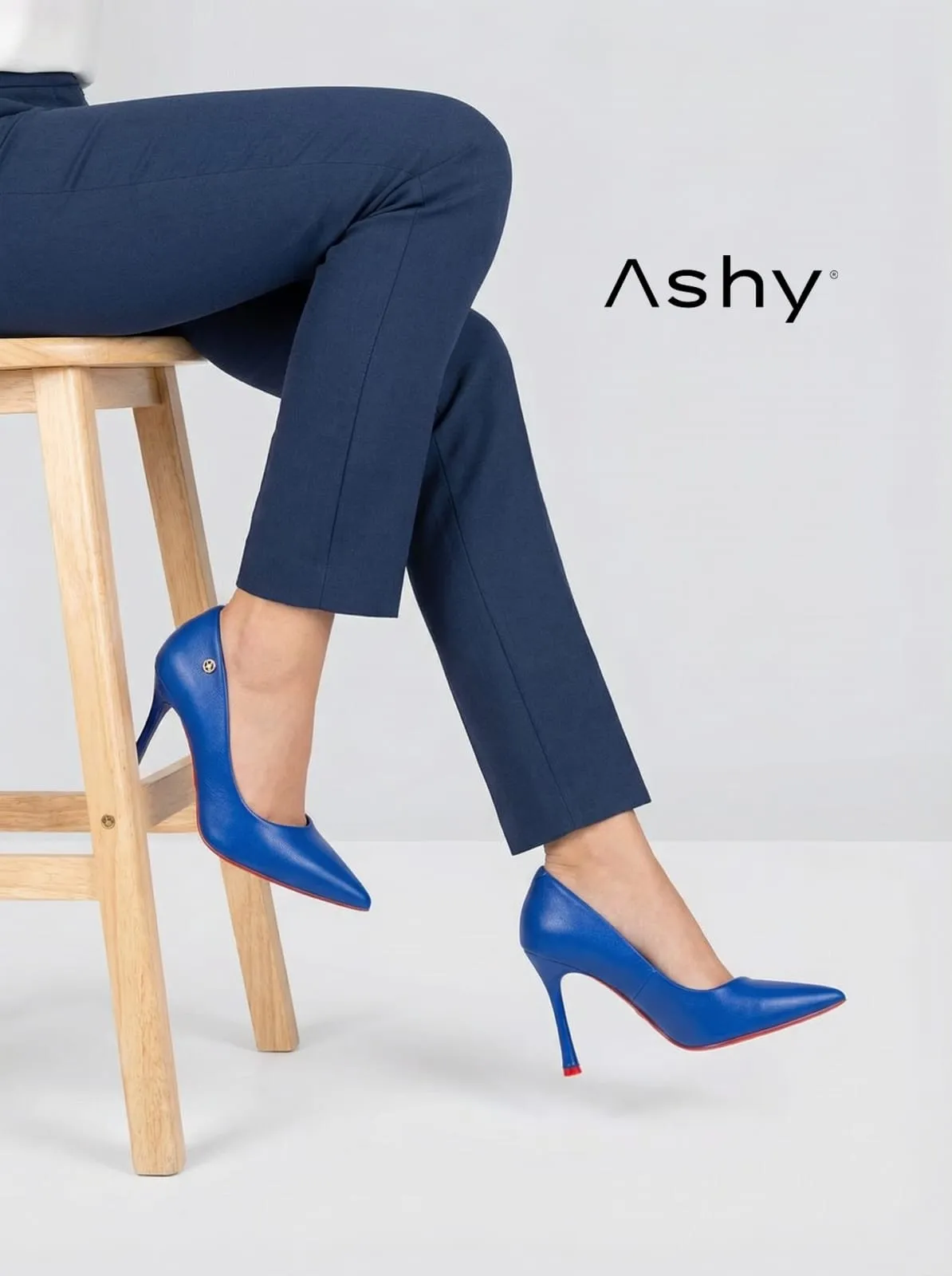 حذاء كعب عالي