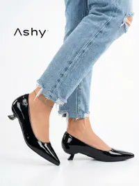 حذاء لامع بكعب صغير 3