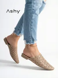 حذاء جلد بنمط مفتوح 1